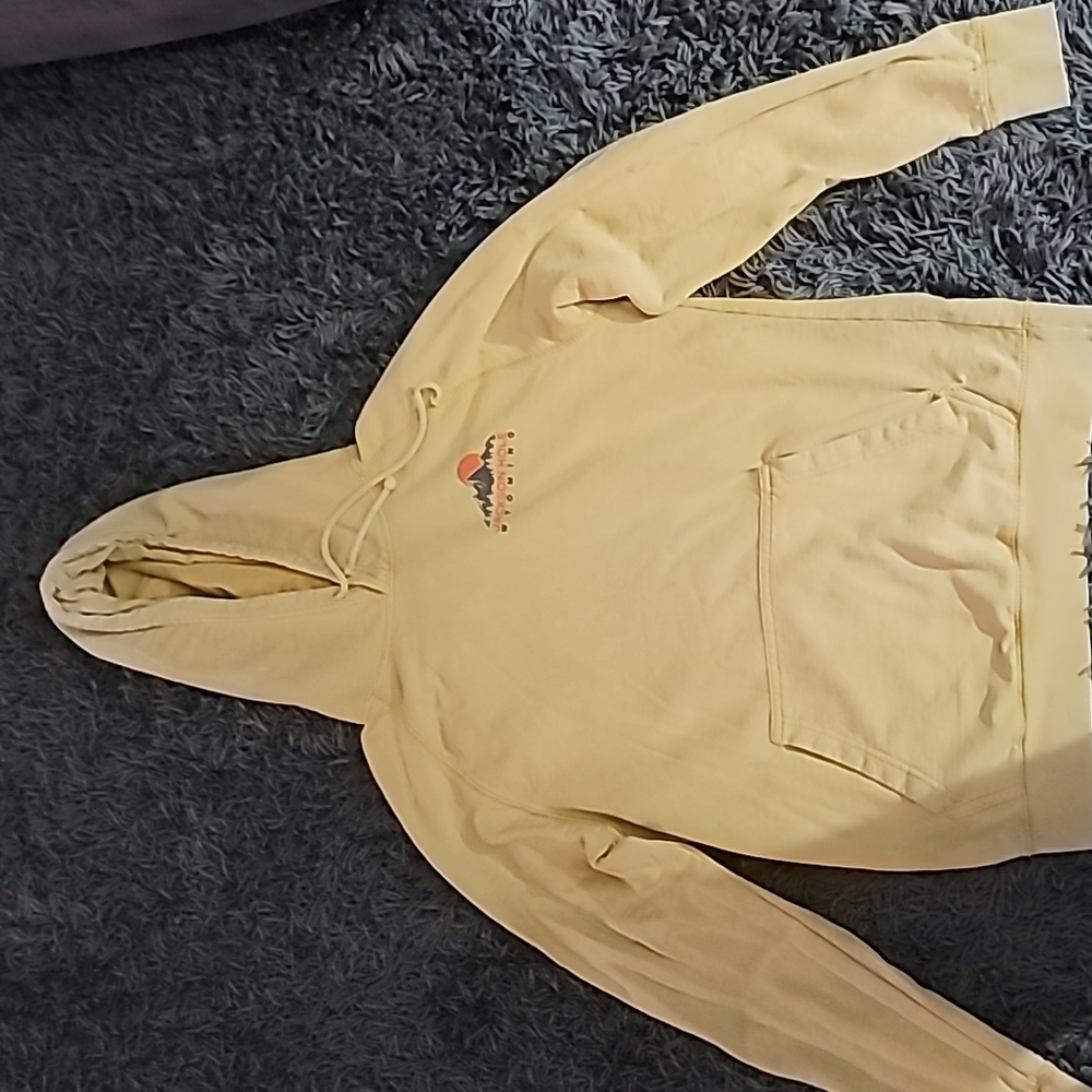 💛Woman Size M Hooded Sweatshirt💛